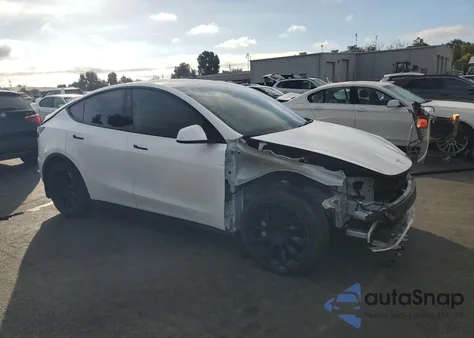 2022 Tesla Model Y из США, поврежденный, VIN 7SAYGDEE2NF370193
